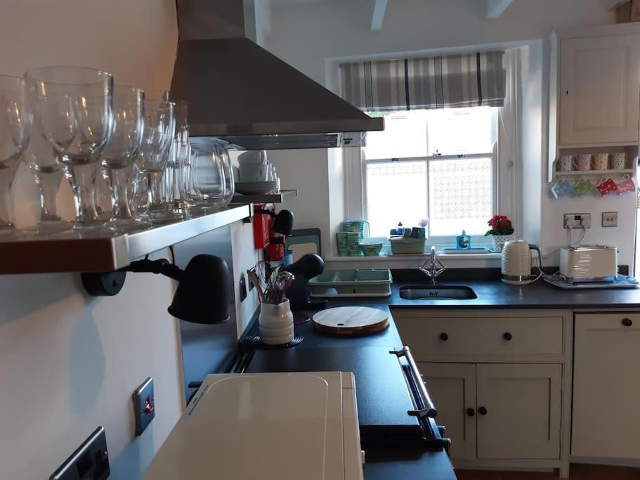 Corvus - Beautiful Cottage Half A Mile From Mousehole Penzance Exterior photo