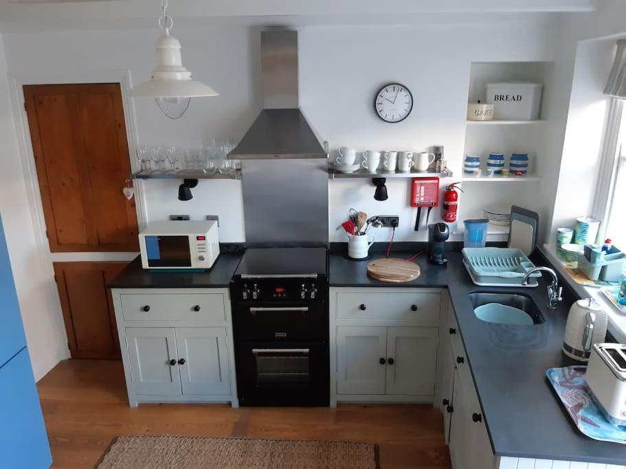 Corvus - Beautiful Cottage Half A Mile From Mousehole Penzance Exterior photo